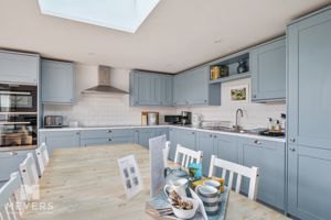 Photo 35- click for photo gallery